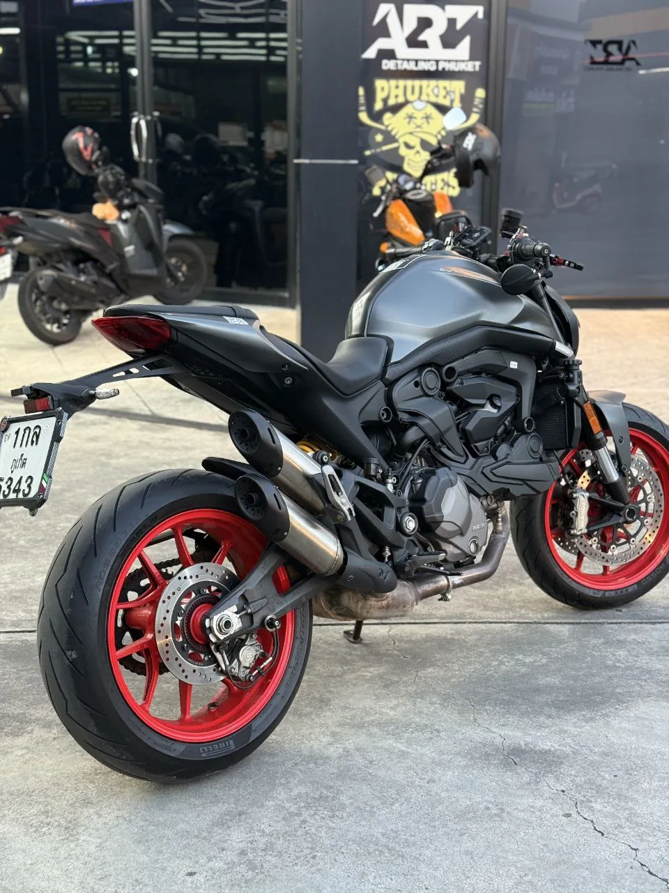 Ducati Monster 2024 — Фото 3