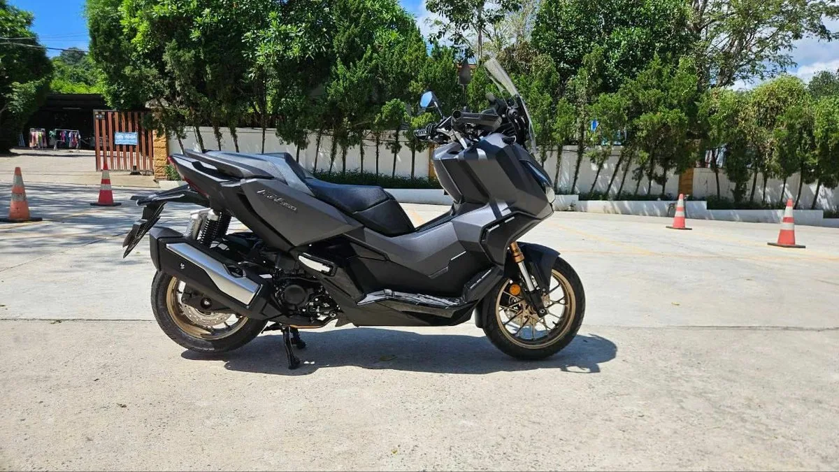 Honda ADV 350 2025 — Foto 2
