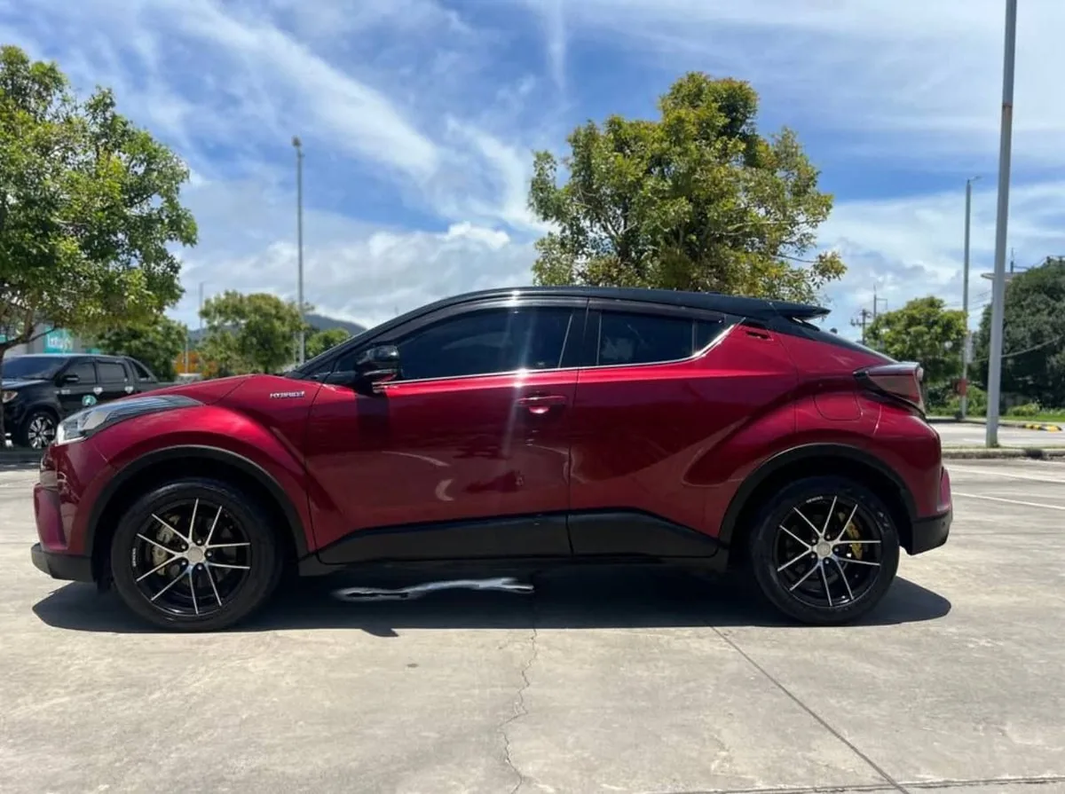 Toyota C-HR 2020 — Foto 2