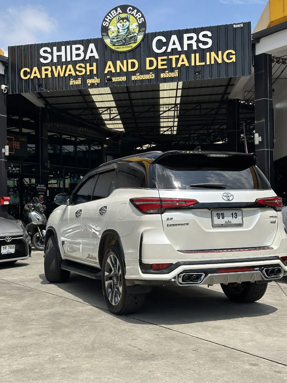 Toyota Fortuner 2021 — Foto 2