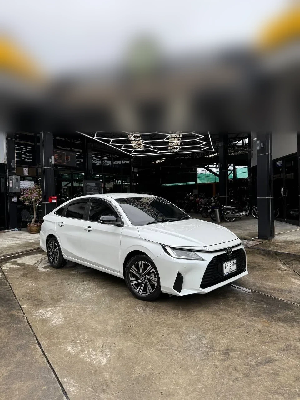 Toyota Yaris Ativ Luxury, 2024