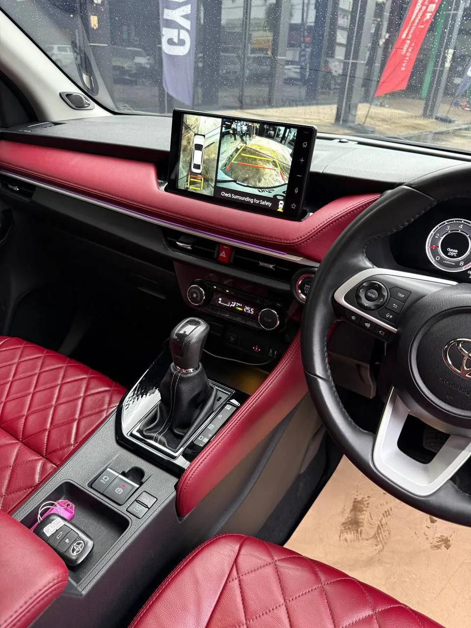 Toyota Yaris Ativ Luxury 2024 — Photo 4