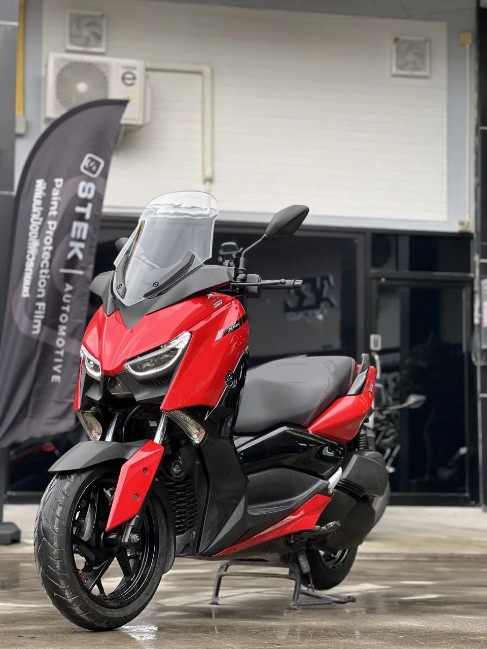 Yamaha XMAX 300 2022 — Foto 2